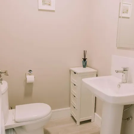 Riverdale Дом отдыха